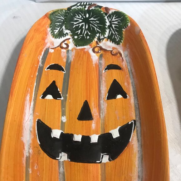 Halloween Pumpkin Decorative Trays Set of 2  Smiling Jack-O'-Lantern Design - Picture 2 of 7